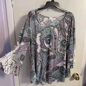 Beautiful paisley shirt with lace